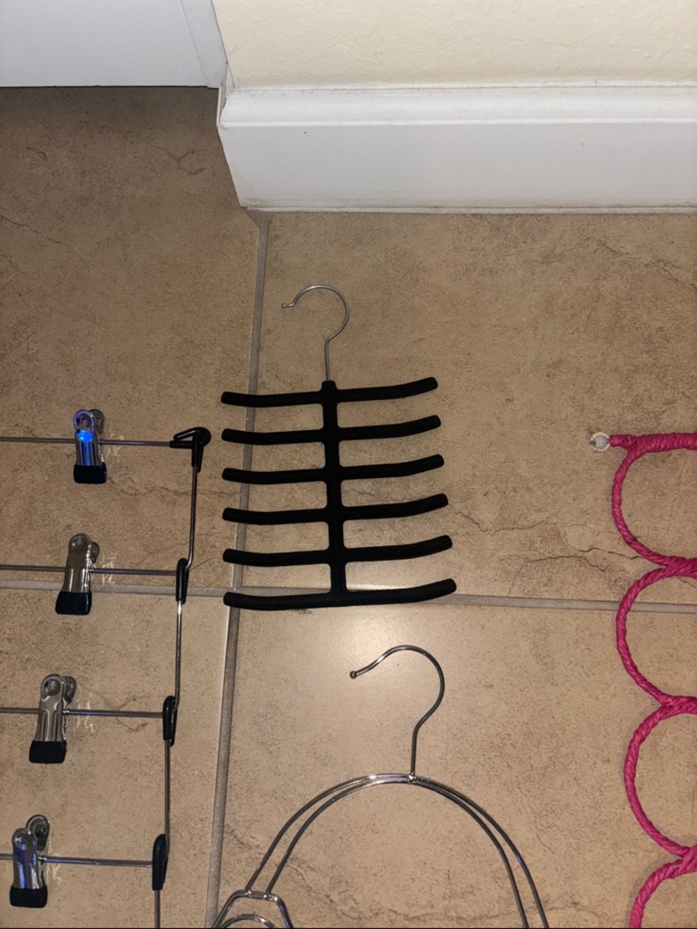 Hanger Bundle - Picture 4 of 6